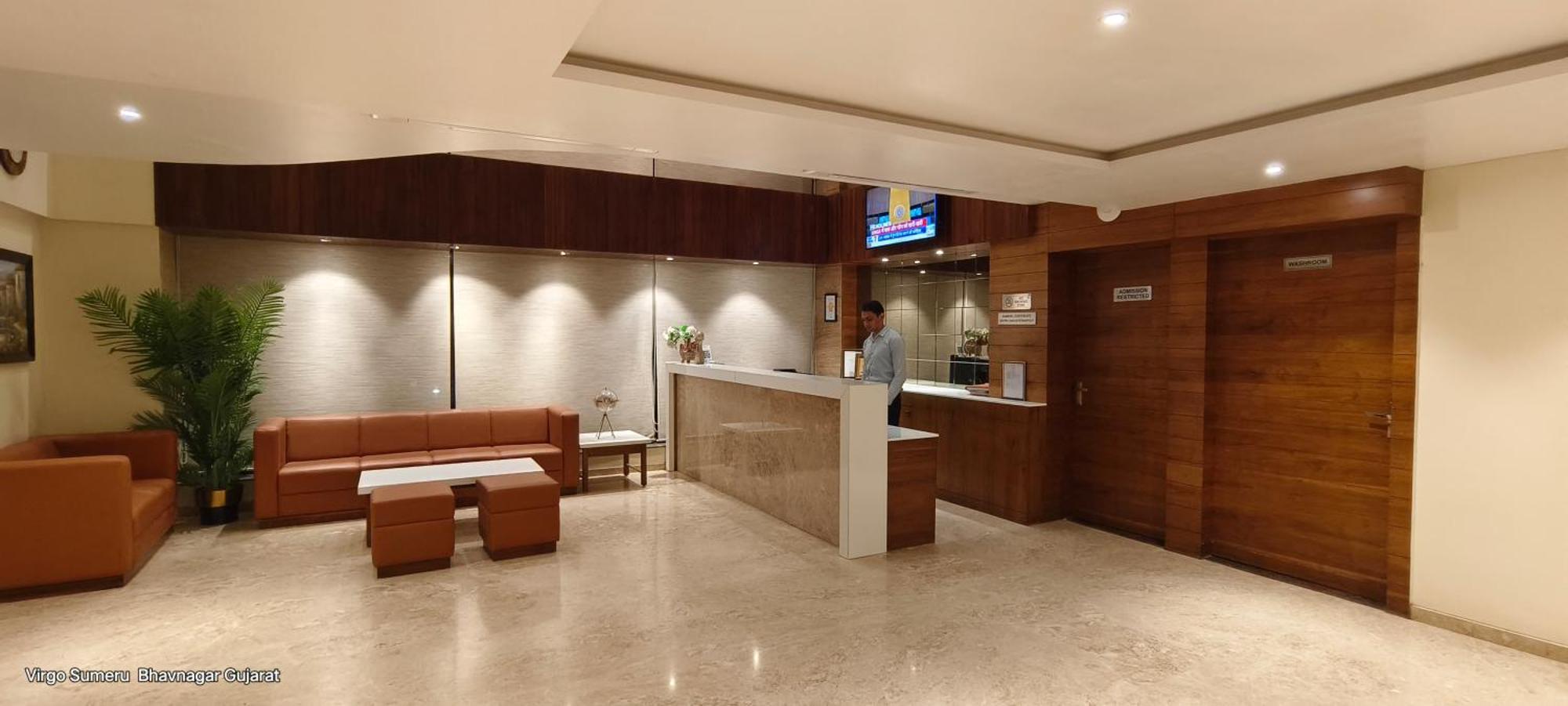 Hotel Virgo Sumeru Bhávnagar Kültér fotó