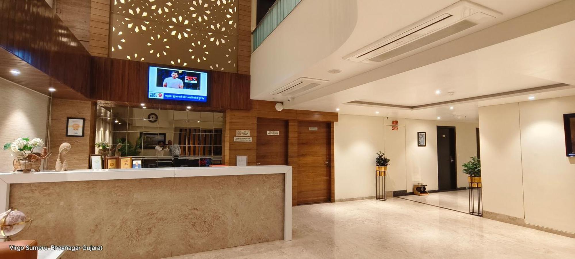 Hotel Virgo Sumeru Bhávnagar Kültér fotó